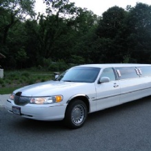 Logo - Moonlite Limo Service