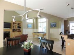 Logo - J. Roderick Young Custom Homes